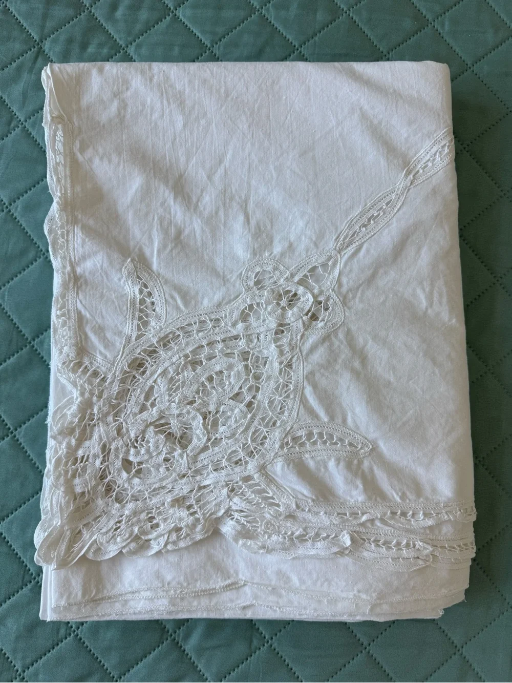 Vintage Cotton Lace Tablecloth Heirloom Cottagecore Farmhouse Large Ivory 63x97